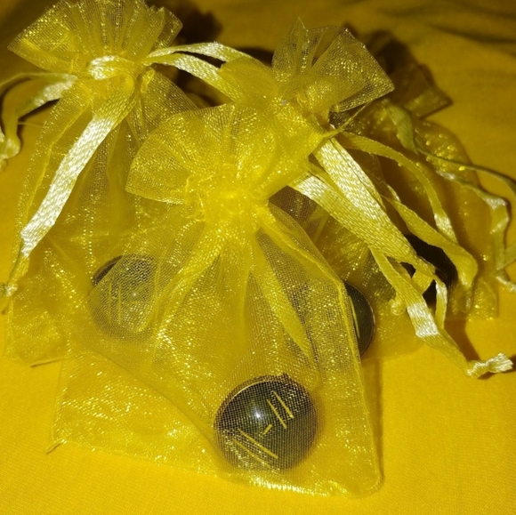 Twenty One 21 Pilots Trench Glass Badge - Picture 3 of 3